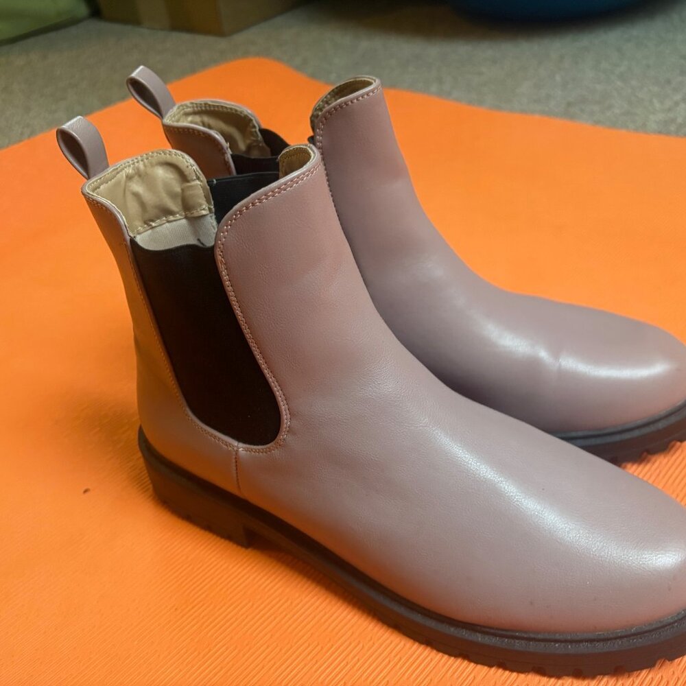 TRU COMFORT FOAM LILAC BOOTS "COMFORT SIZE 11